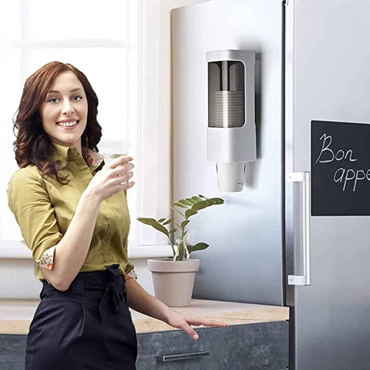 Yiwula Pull Type Cup Dispenser Wall Mount